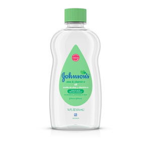 Johnson’s Aloe & Vitamin E Oil